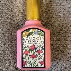 Flora Gorgeous Gardenia Eau de Parfum 1oz